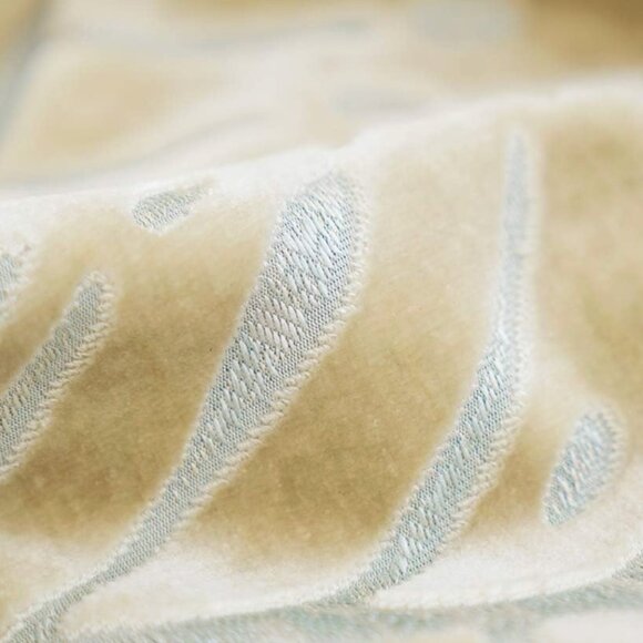 Coastal Leaf Velvet Decorative Velvet Throw Pillow Cover 18x18 - Picture 5 of 5